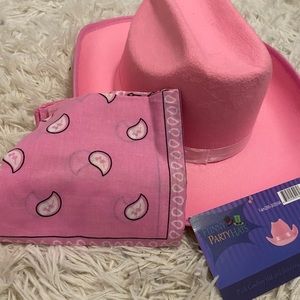 Cowboy hat and bandana